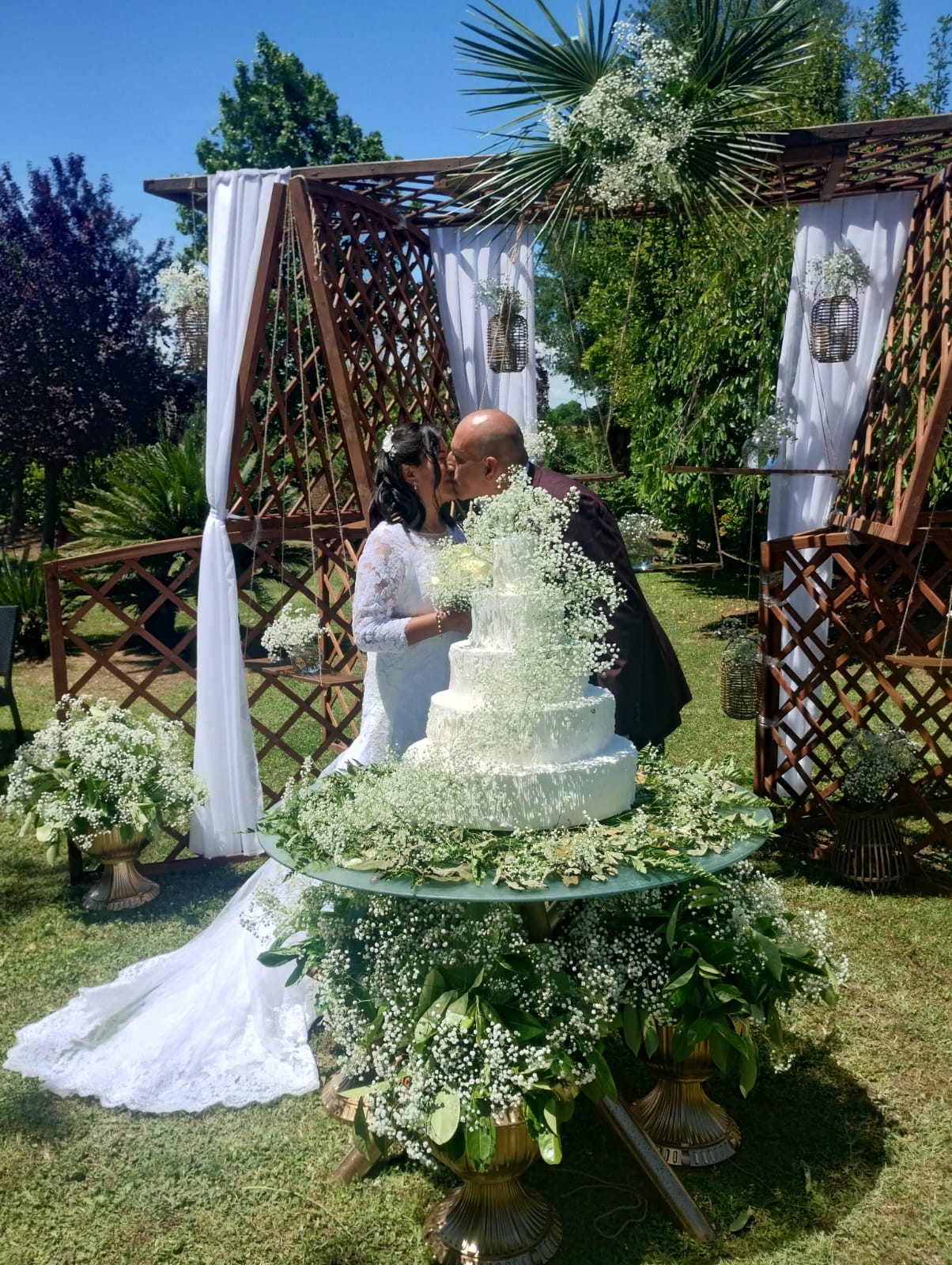 Villa Brunella, location romantica per matrimoni esclusivi vicino Roma, immersa nel verde e nella natura