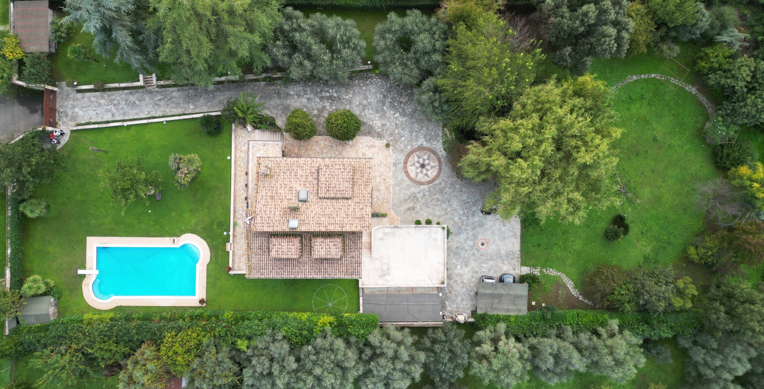 Vista panoramica di Villa Brunella, location ideale per feste private e eventi esclusivi vicino a Roma